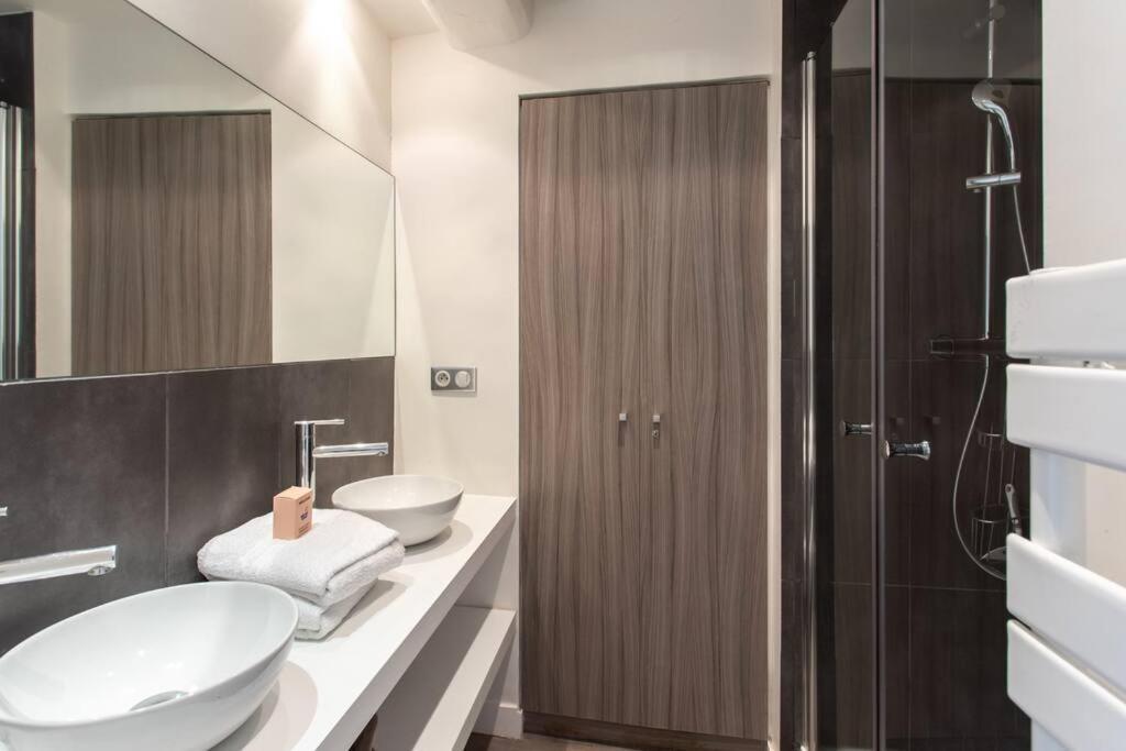 #40 Bright Sea View Suite For 6 2Mins Walk Port & Sea วีลล์ฟรองซ์-ซูร์-แมร์ ภายนอก รูปภาพ